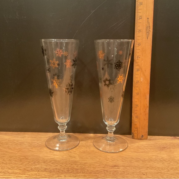 Vintage Atomic Snowflake Pilsner Glasses - Picture 2 of 3